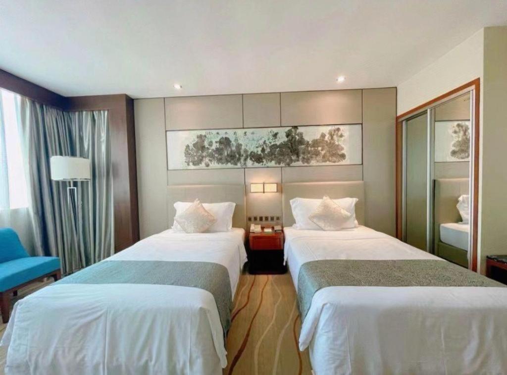 Grand Soluxe Zhongyou Hotel Shenzhen Exterior foto